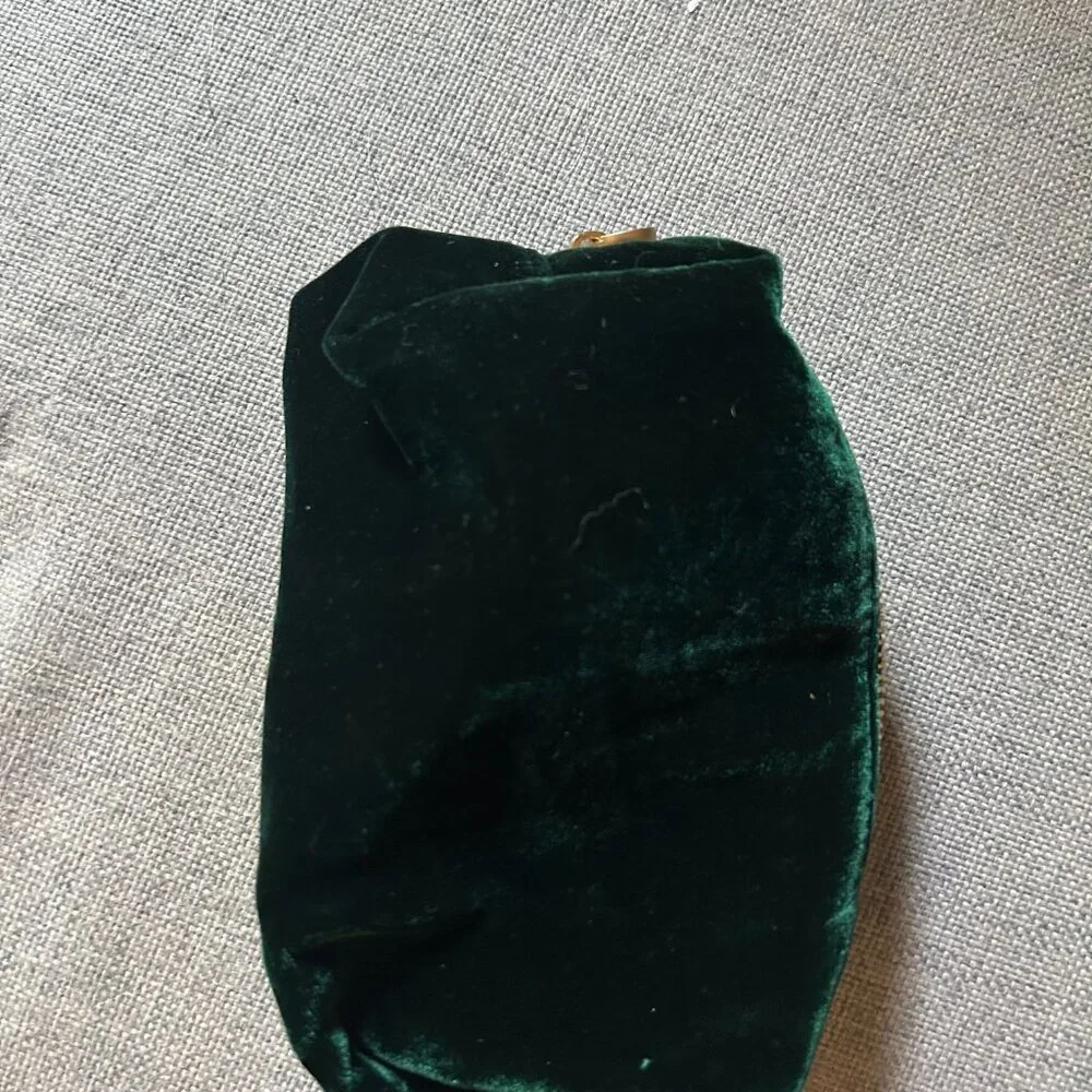 NWOT lisa eldridge forest green velvet luxury beauty bag